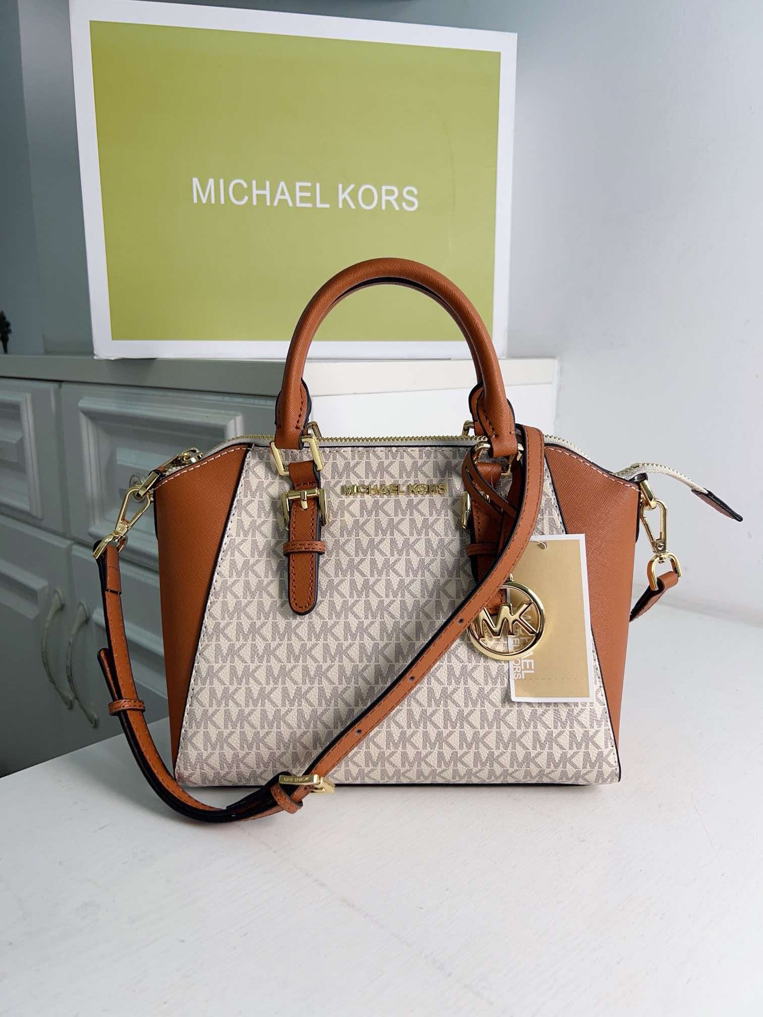 Sac à main Michael Kors pour f - Women'S Tote Bags Michael Kors avis et prix